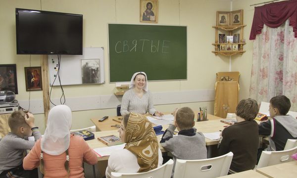 занятие в церковно-приходской школе